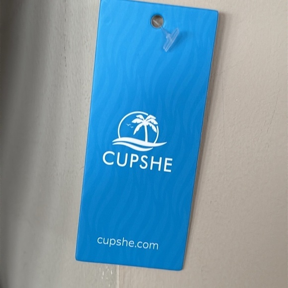 Brand New Cupshe Black Scalloped One-Piece Swimsuit Multicolored Striped Straps - Picture 9 of 16